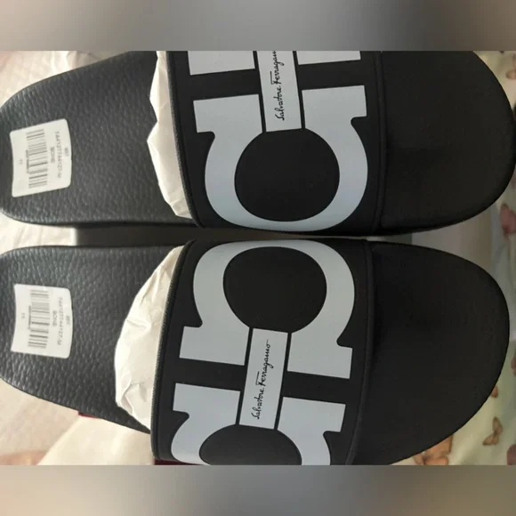 Salvatore Ferragamo Black and White Slides NIB NEW Salvatore Ferragamo Groovy Women Black White pool  main image 2